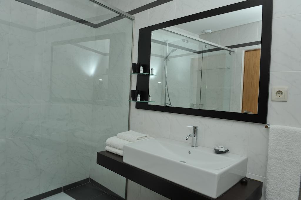 Pensao Santo Antonio Hotel Vila Nova de Famalicão Værelse billede